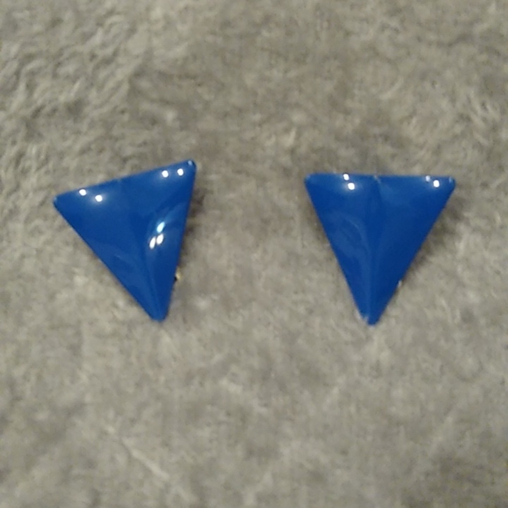 Vintage clip on earrings